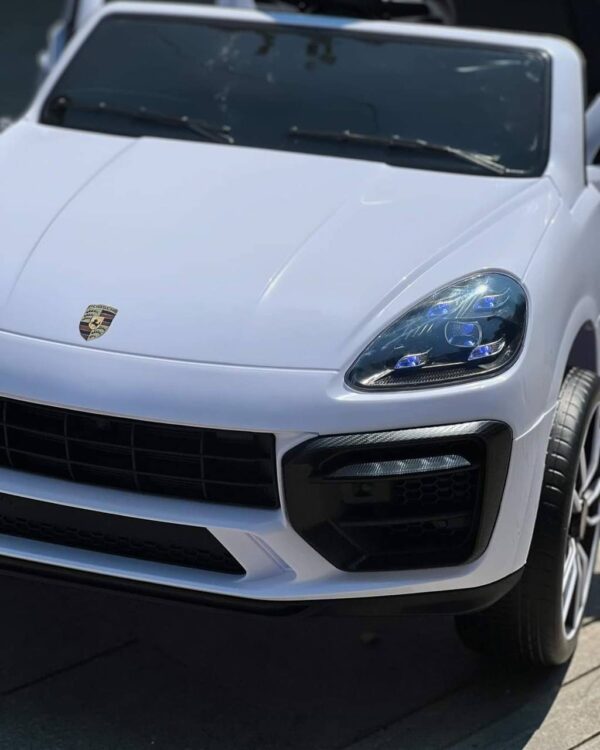 Porsche Cayenne - Image 5