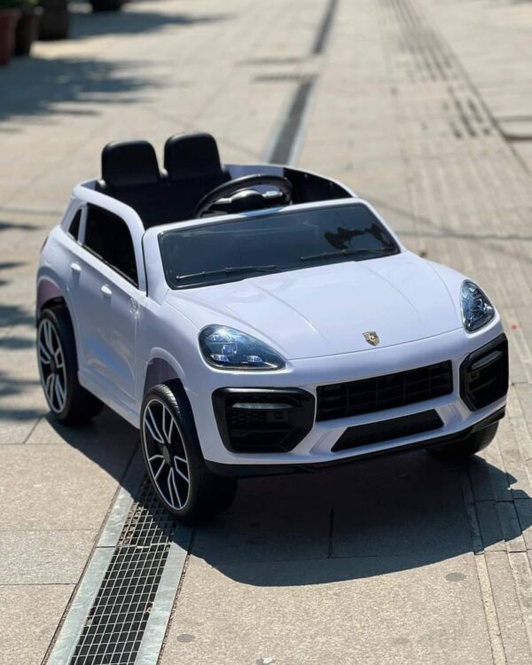 Porsche Cayenne - Image 7