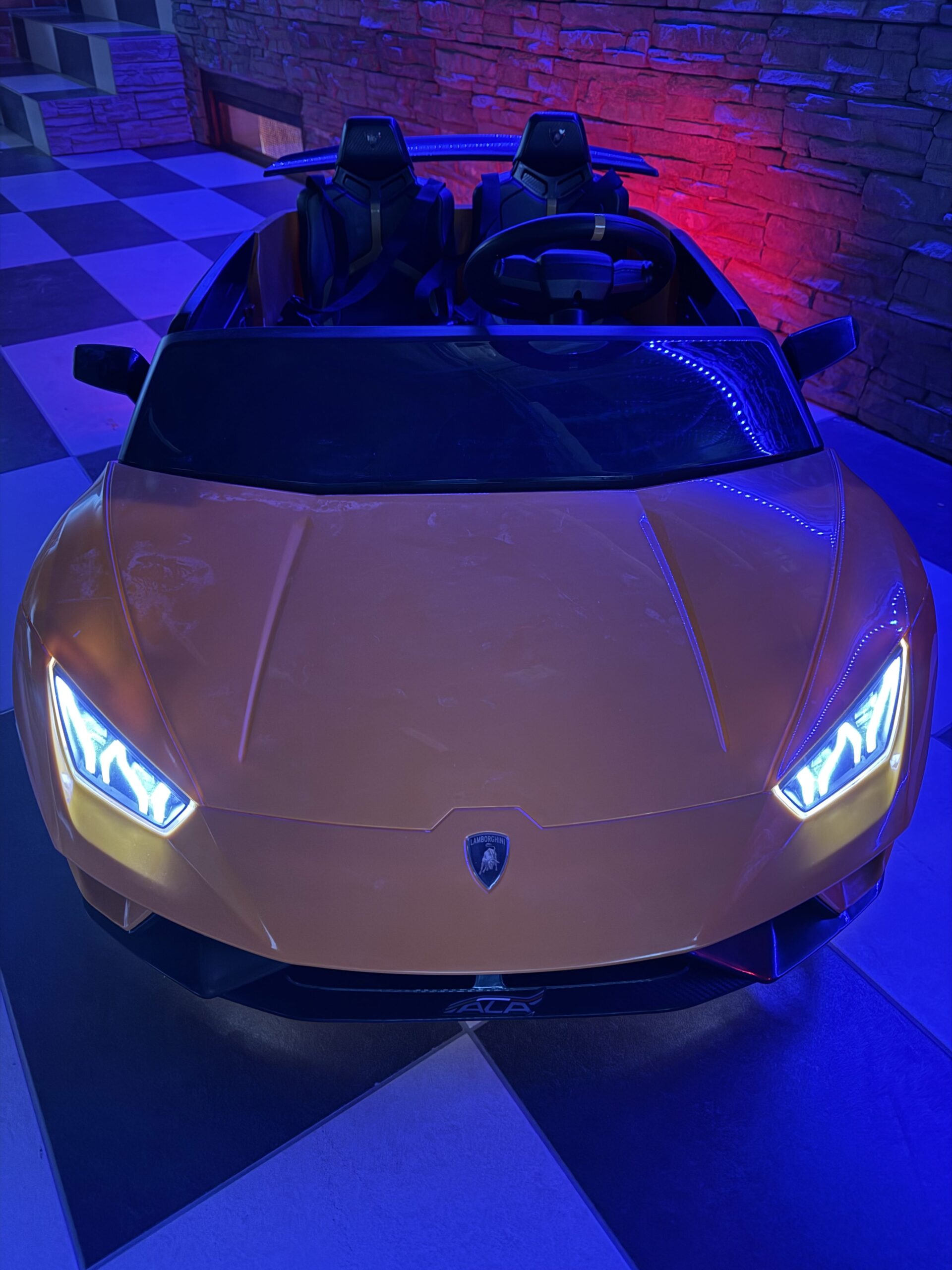 Lamborghini Revuelto 4x4 Premium - Image 13